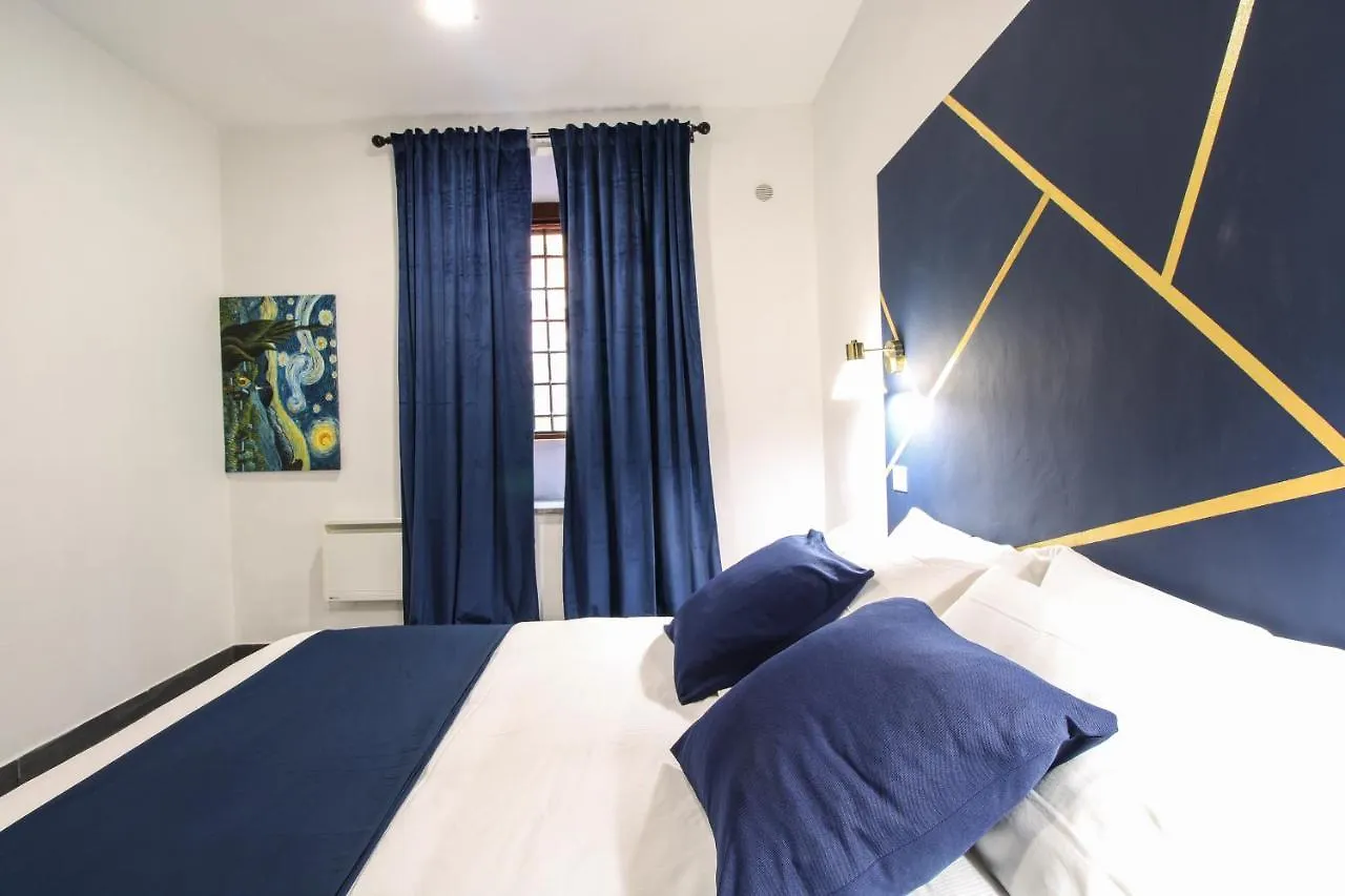 Charming Large Apartment - 3 Bedroom In Trastevere Rome